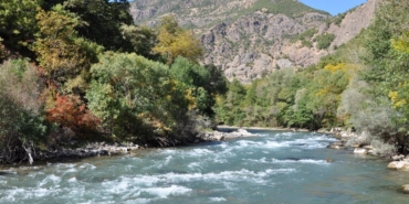2884615-munzur-suyu