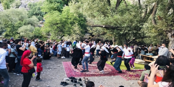 Ziyarette ticaret olmaz…
