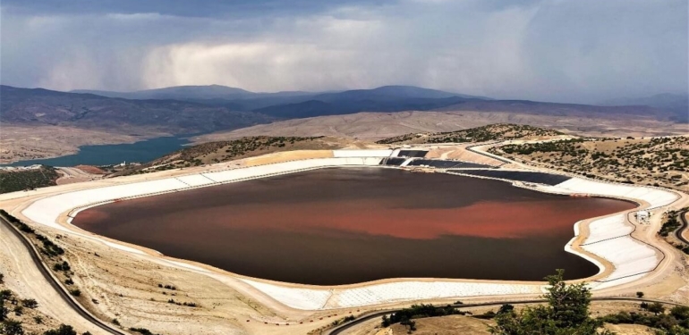 Fırat Nehri’ne siyanür sızdıran maden şirketi yeniden iş başında