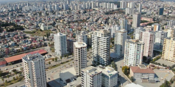Adana’da hasar görmeyen dairelerin fiyatı uçuşa geçti