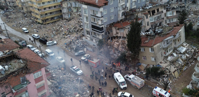 Deprem bölgesinde ‘asbest’ tehlikesi! Uzmanlar uyarıyor