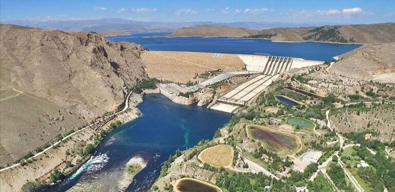 Balıkçılar haber verdi! İşte o kentte, fay hattındaki zemin sıvılaşması!