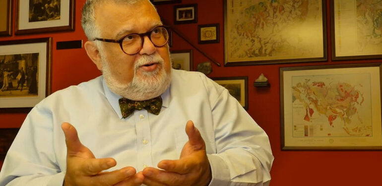 Celal Şengör: Erzincan’da şehirleşme olmamalı, yanlış yere inşa edilmiş