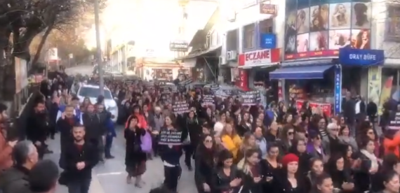 Dersimli kadınlar bu 8 Mart’ta “Ranta Hayır” sloganıyla yürüdü