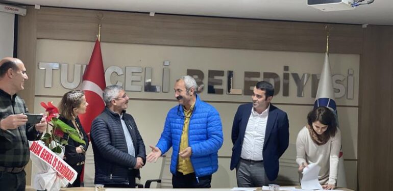 Dersim Belediyesi ile Genel-İş arasında toplu sözleşme: Yüzde 85 zamma imza atıldı