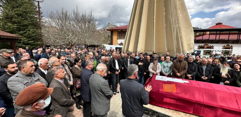 Ferhat Tunç’un babası Hakk’a uğurlandı