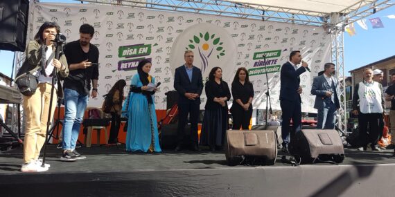 Karakoçan’da Yeşil Sol Parti’den coşkulu miting: Tarih yazmaya geliyoruz