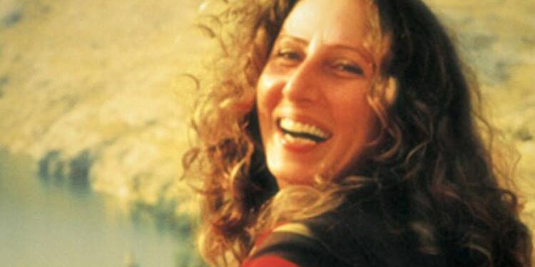 13 yıl önce aramızdan ayrılan Evrim Alataş’ın ardından: Kürtlerin muzip kızı, acıları gülerek anmamızı sağladı