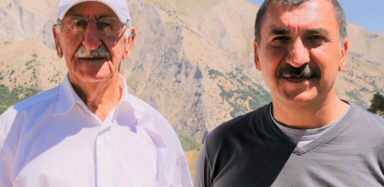 Dersimli sanatçı Ferhat Tunç’un hayatını kaybeden babası yarın Dersim’de toprağa sırlanacak