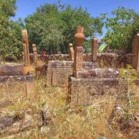 Resim-8 Orjinal mezarlardan örnekler