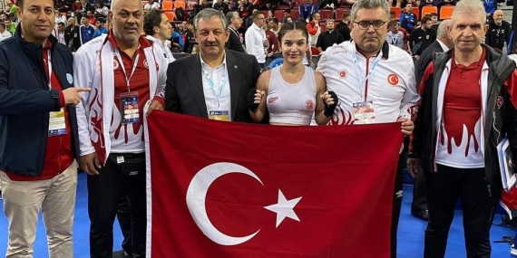 Dersimli kick boksçu Erivan Barut, İsrailli rakibini yenerek dünya şampiyonu oldu
