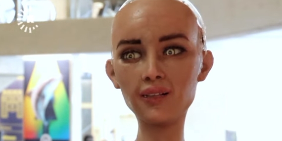 Robot Sophia’ya Kürtler soruldu: Güçlüler, direnişçiler ve kendi hakları için savaşmaya hazır bir millet olduklarını biliyorum