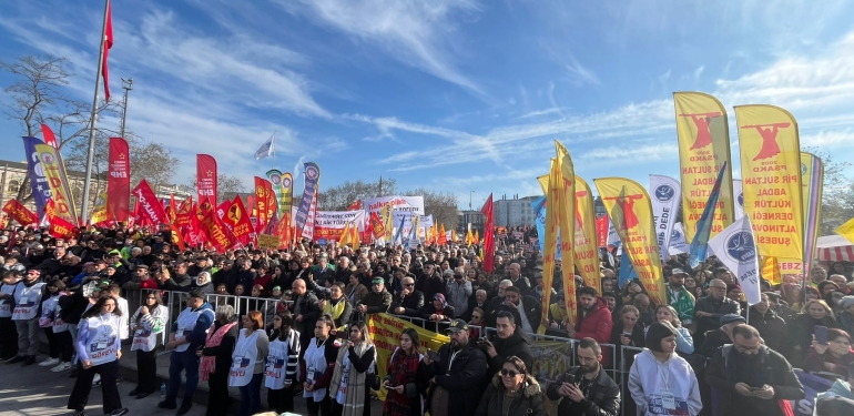 Alevi örgütlerinden “demokratik Türkiye” mitingi: Karanlığa teslim olmayacağız