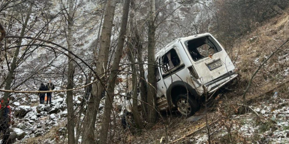 Dersim’de araç uçuruma devrildi: 1 ölü, 1 ağır yaralı