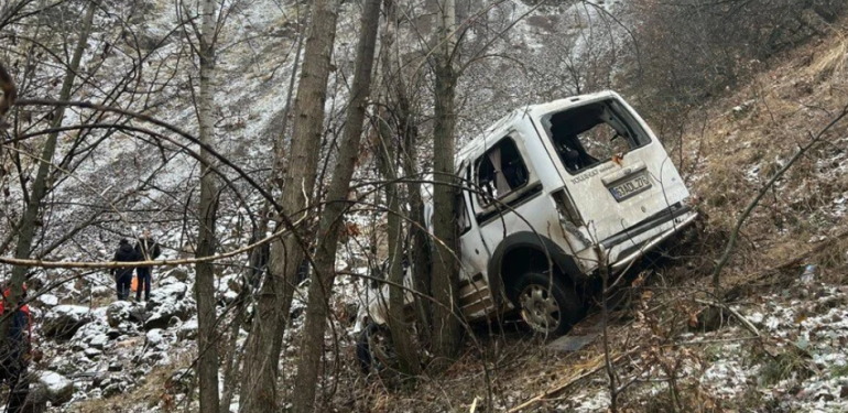 Dersim’de araç uçuruma devrildi: 1 ölü, 1 ağır yaralı