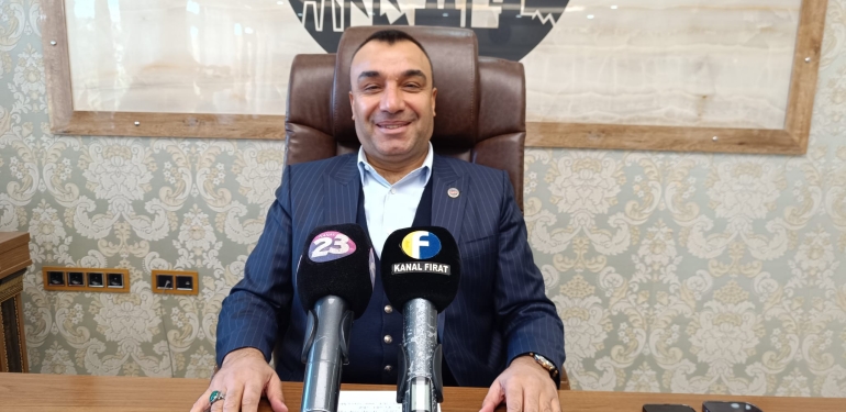 Gri pasaportla yurt dışına insan kaçıran başkan, Elazığ’ın o beldesinden yeniden aday gösterildi