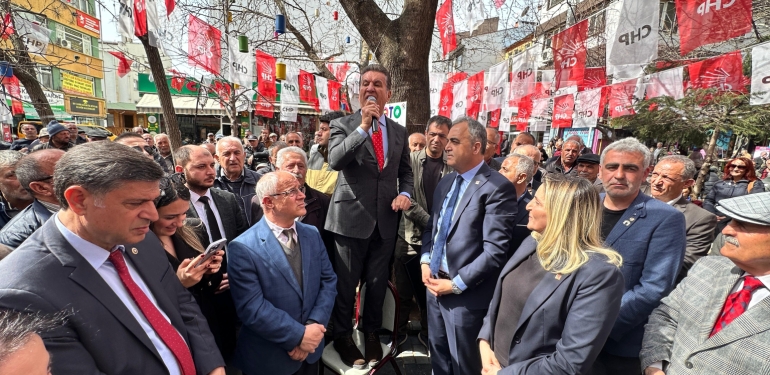 CHP’nin seçim bürosu açılışı Kılıçdaroğlu’nun selamıyla açıldı… Sarıgül: Size Piro’nun selamını getirdim