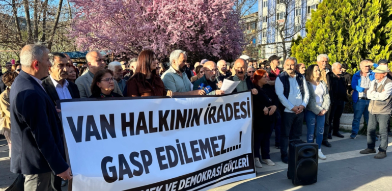 Dersim’den Van’a destek: Abdullah Zeydan Van halkının Büyükşehir Belediye Eş Başkanıdır