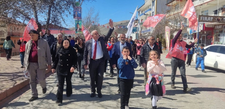 Hozat’ın SOL Partili Belediye Başkanı Aydın Kaya: Kılavuzumuz Terzi Fikri
