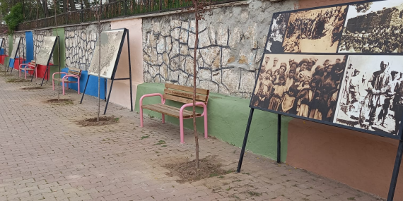 Hozat Kaymakamlığı, Dersim 38 Duvarı’ndaki katliam fotoğraflarını kaldırdı