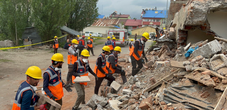 AFAD’dan Ovacık’ta arama kurtarma eğitimi