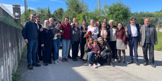 Dersim eski Belediye Eş Başkanı Nurhayat Altun 8 yıllık tutukluluğun ardından tahliye edildi