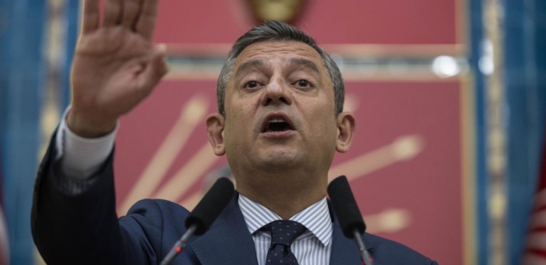 CHP lideri Özel: Kayyum atamak Hakkari halkının kararına saygısızlıktır