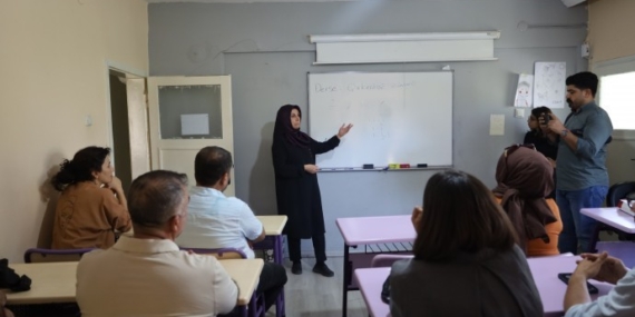 MED-DER’de Kirmançkî atölye: Dilimizi konuşarak saldırılara cevap olacağız