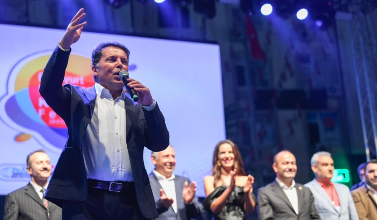 Tutuklanan Esenyurt Belediye Başkanı Prof. Dr. Ahmet Özer kimdir?