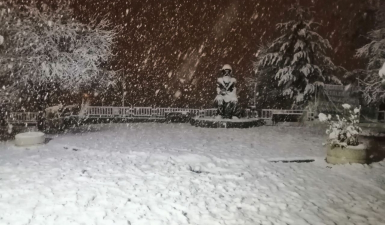 Dersim’de yılın ilk karı: Okullar bir günlüğüne tatil edildi