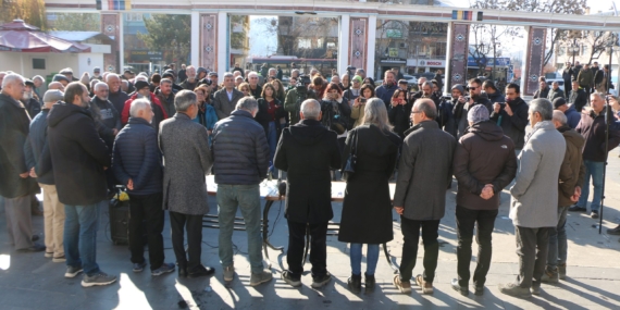 Dersim’de meclis üyeleri ve halk belediyeye alınmadı