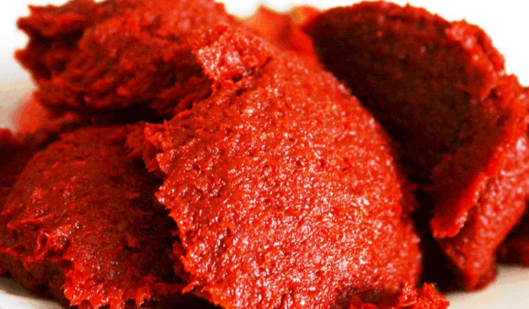 🍅 Salçanın Küflenmesini Önlemenin 7 Bilimsel ve Pratik Yolu