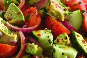 5199-yaz-salatasi-nasil-yapilir-hafif-ve-lezzetli-bir-yaz-salatasi-tarifi.jpg