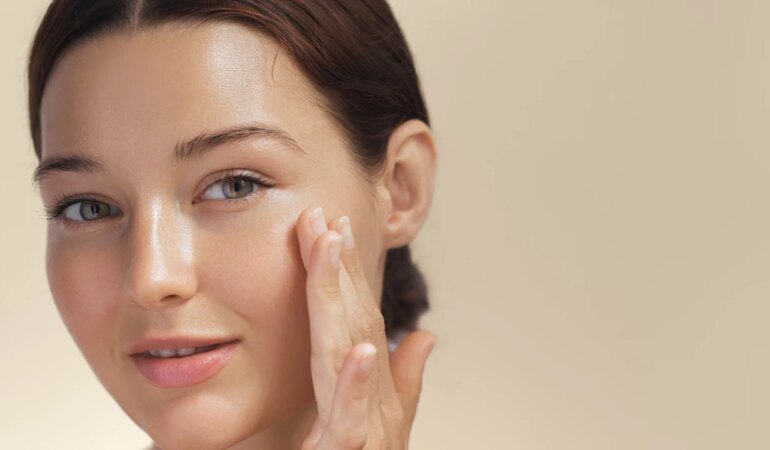 Evde hazırlanan bu kremle estetik yaptırmaya veda edin!