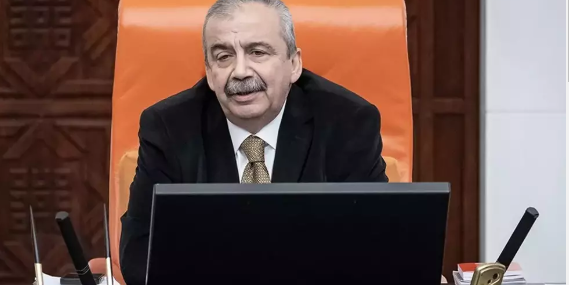 Sırrı Süreyya Önder’in Uyutulma Süresi 5 Gün Uzatıldı