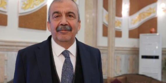 Sırrı Süreyya Önder Kimdir?