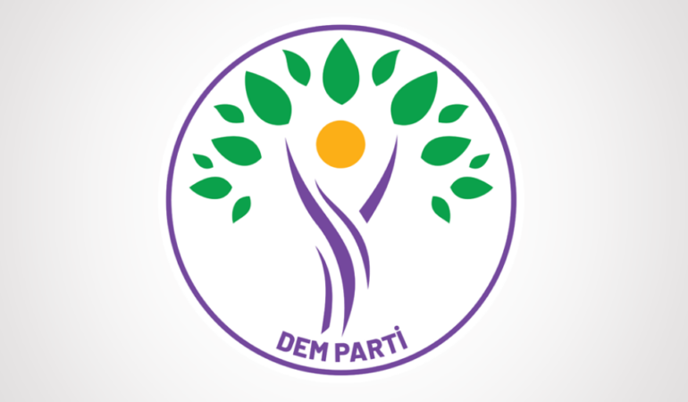 Adalet Bakanlığı ile Görüşmeyi DEM Parti Grup Başkanvekilleri Yürütecek