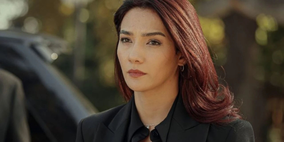 Oyuncular Sendikası’ndan Aybüke Pusat’a Destek: “Sanat Emeği, İfade Özgürlüğüyle Anlam Bulur”