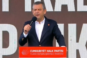 chp-lideri-ozgur-ozelden-mersinde-duzenlenen-millet-iradesine-sahip-cikiyor-mitinginde-kritik-acikla.jpeg