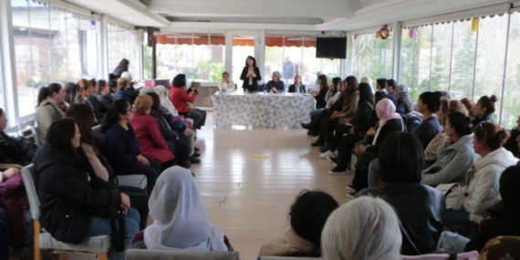 DEM Parti Kadın Meclisi Dêrsim’de Alevi Kadınlarla Buluştu