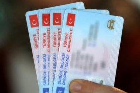ehliyet1jpg-rbO-2iveE0iML7_Q3n1GqA.jpg