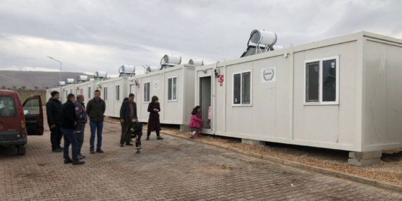 Elazığ’da Konteyner Kent Boşaltılıyor: Bizi Nereye Gönderiyorsunuz?