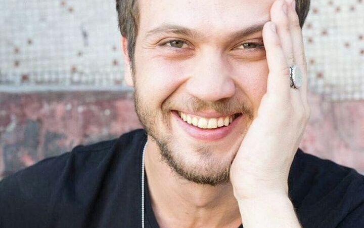Aras Bulut İynemli kimdir?