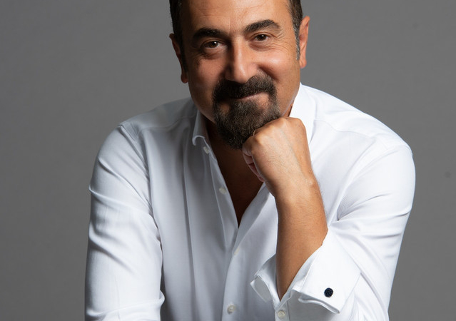 Mikail Aslan Kimdir?