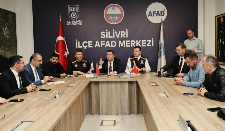 Silivri Belediye Başkanı Balcıoğlu: Can kaybı ve yıkılan binamız yok