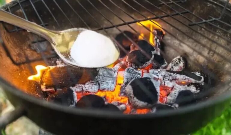 Mangal ustalarının sırrı: Ne koku kalıyor ne de duman