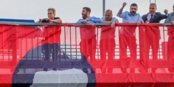 CHP’nin ‘Free İmamoğlu’ pankartına soruşturma açıldı