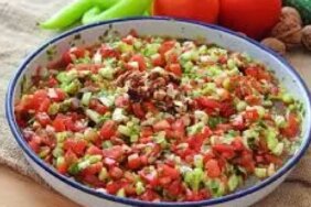 234-gavurdagi-salatasi-tarifi-lezzetli-ve-pratik-bir-salata.jpg