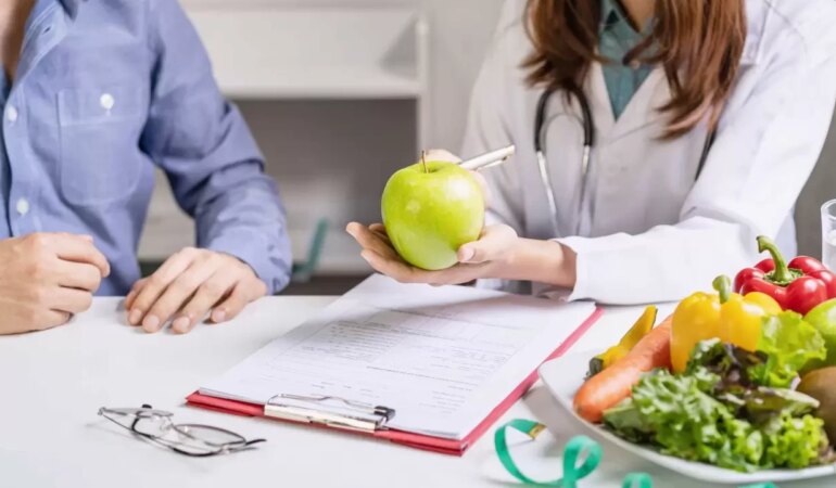 Beslenme ve Diyetetik Bölümü: Mezunları Ne İş Yapar ve Nerelerde Çalışır?