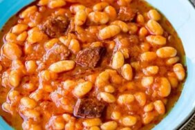 380-kuru-fasulye-tarifi-mukemmel-kivam-icin-puf-noktalari.jpg